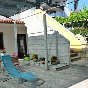 https://apartments-villa-ada.in-istria.net